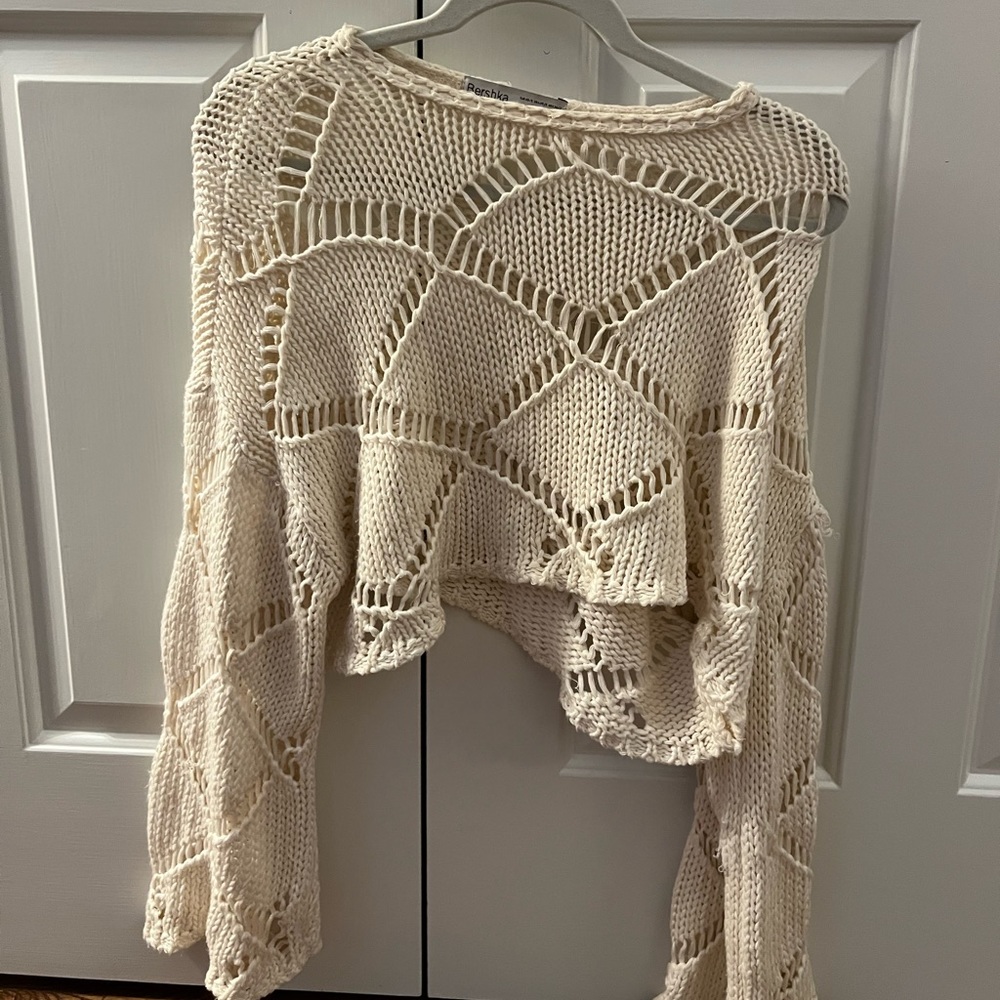 bell bottom sleeve knit sweater